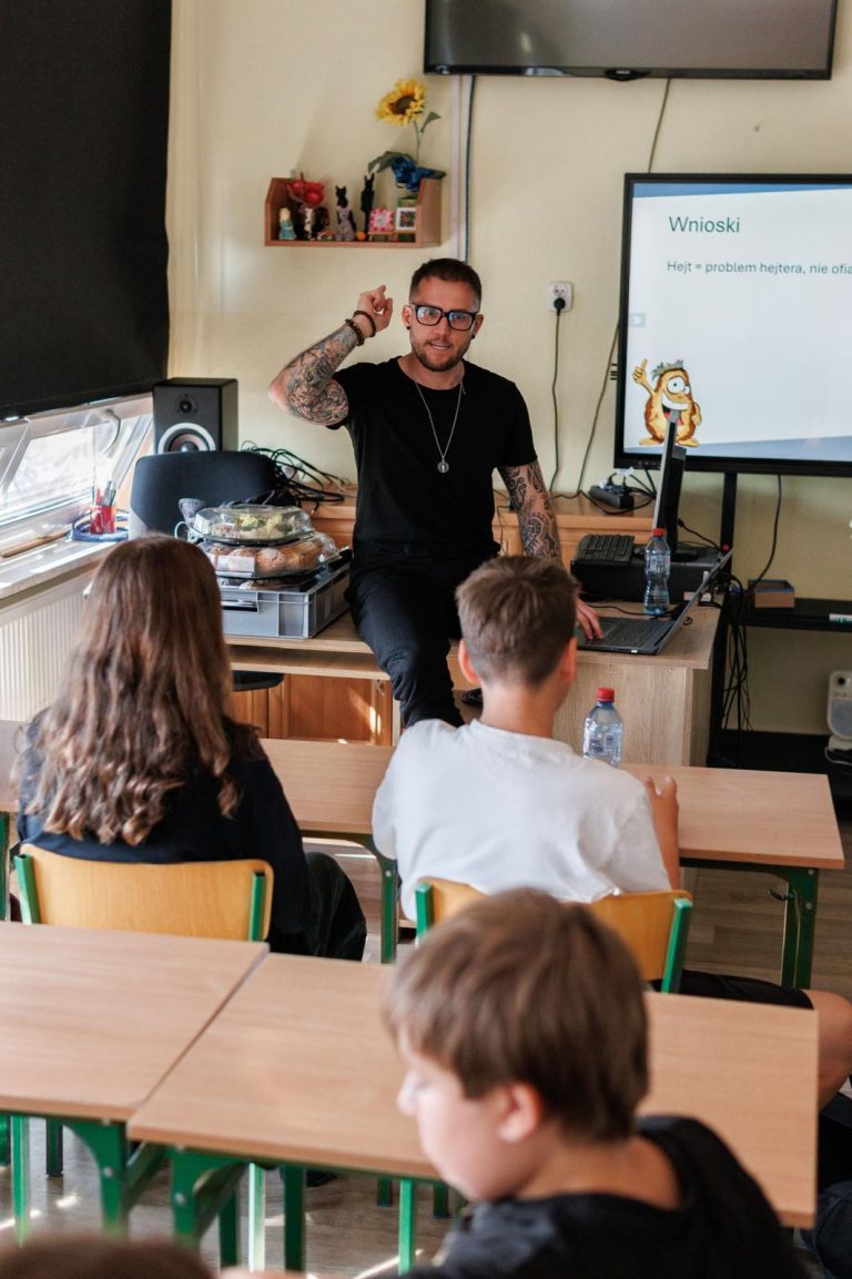 Młodzież 2.0 – Aktywnie Bez Hejtu w Liceum