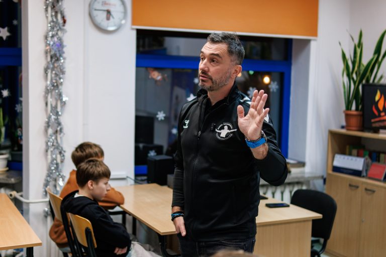 Spotkanie w ramach oficjalnego projektu Ministerstwa Edukacji Narodowej „Przeciwdziałanie przemocy rówieśniczej” – Młodzież 2.0- Balans. W Klubie Sportowym Widok