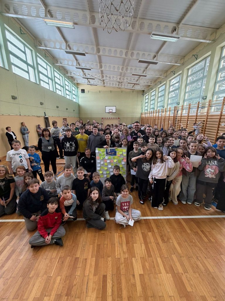 90 młodych ludzi, trzy grupy i prawdziwe relacje. Warsztaty w Zemborzycach Tereszyńskich